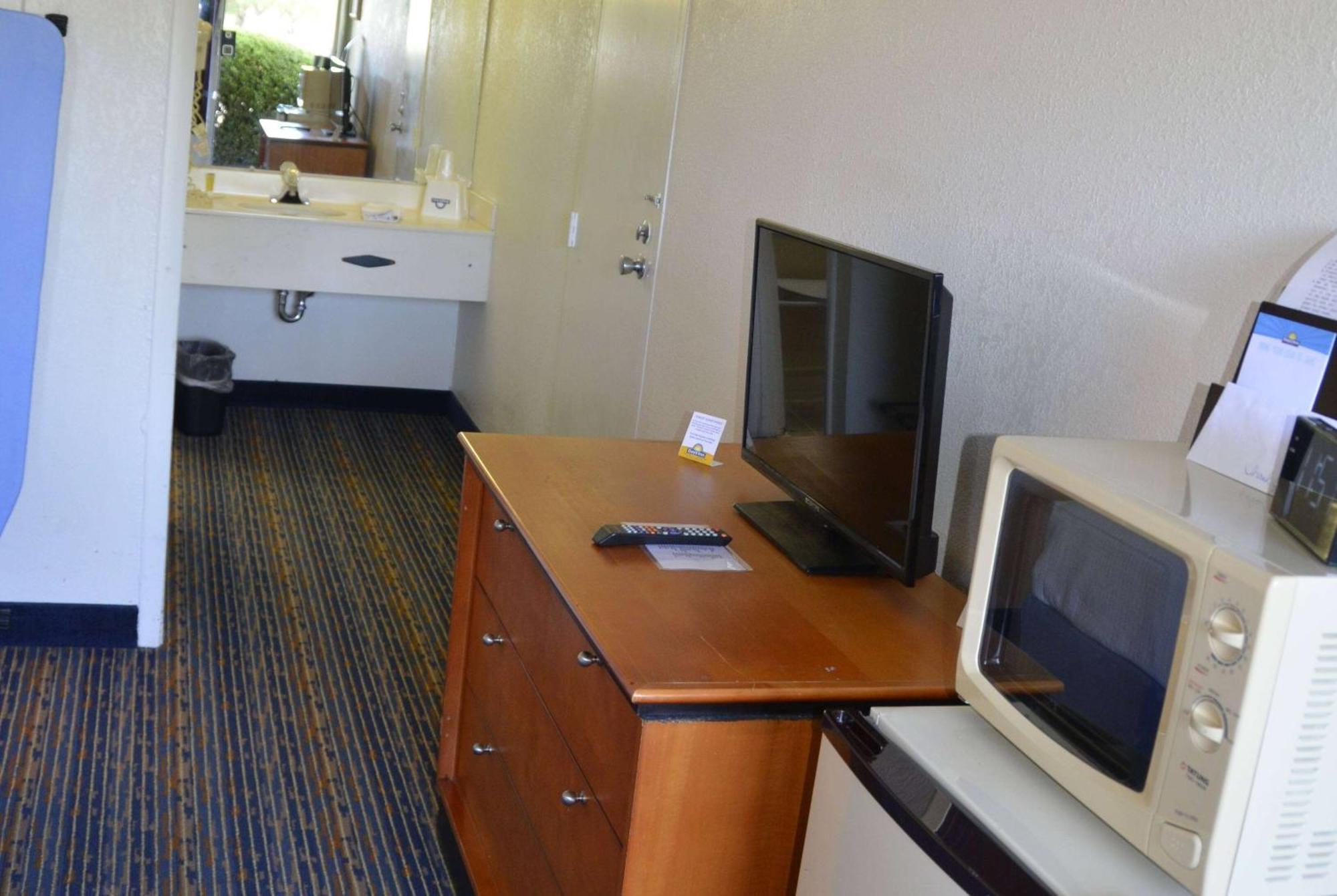 Days Inn By Wyndham Luray Shenandoah Exteriér fotografie