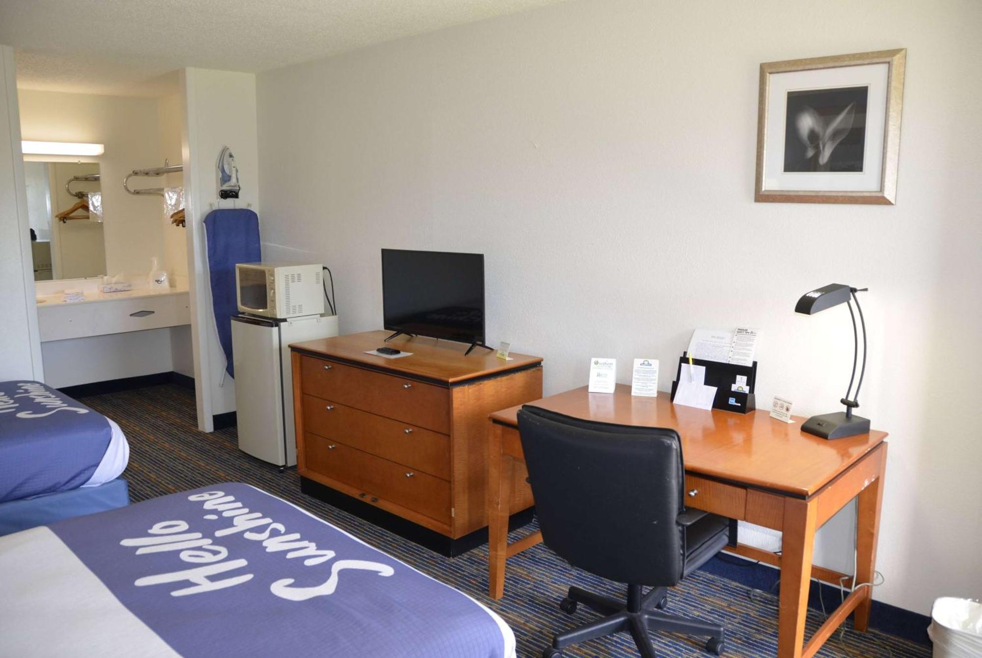 Days Inn By Wyndham Luray Shenandoah Exteriér fotografie